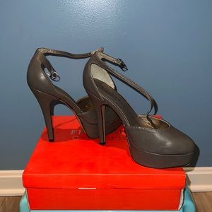 Frederic collection heels